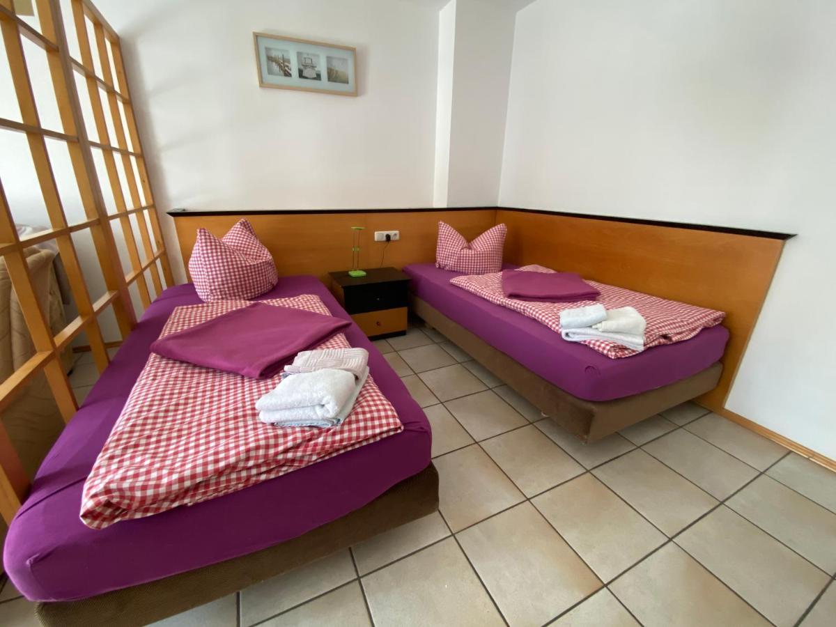 Apartmenthaus Home24 ケムニッツ エクステリア 写真