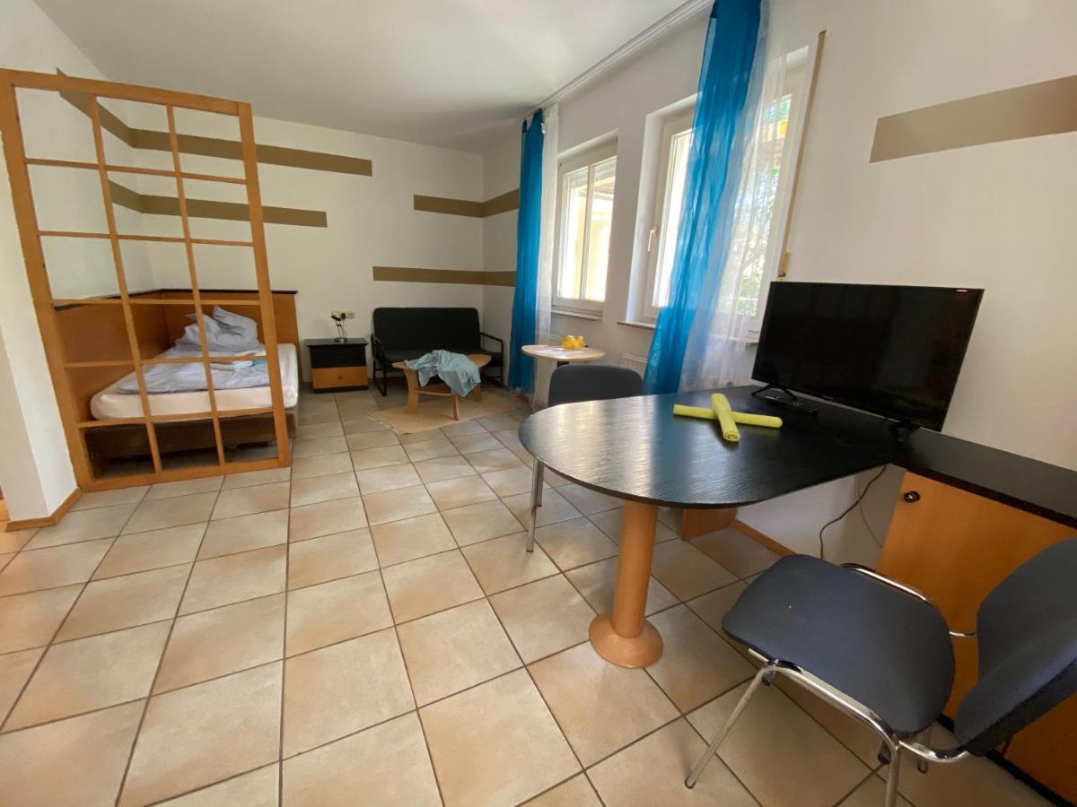 Apartmenthaus Home24 ケムニッツ エクステリア 写真