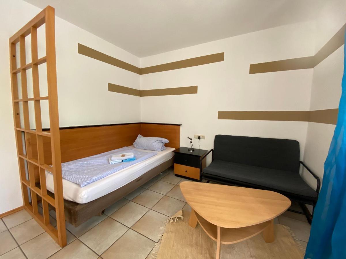 Apartmenthaus Home24 ケムニッツ エクステリア 写真